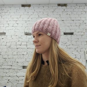 Rozā alpaka vilnas cepure ar mirdzumiņiem - Image 3
